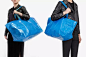 全球掀起宜家购物袋爆改热潮，99美分的大袋子变身骚气T字裤！http://www.fisherv.com/