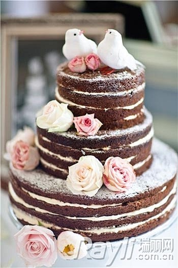 婚礼蛋糕 “裸”起来更温馨
