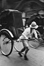 Rickshaw, Ginza, Tokyo, 1938. Photographed by Hiroshi Hamaya.

