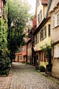 鹅卵石街道，巴登符腾堡，德国
Cobblestone Street,  Baden-Wurttemberg, Germany