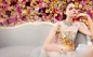 Dior2012圣诞系列梦幻大片_珠宝前沿_最新珠宝资讯_深圳之窗珠宝频道