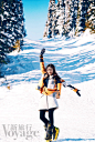 组图：王丽坤藏起A4腰秀滑雪照 仍然美翻了 : 演员王丽坤在微博上晒出了一张十分养眼的滑雪照并称：春天来了，想念雪季。