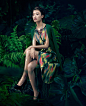 看秦舒培穿着各种华服在热带雨林发呆——Vera Wang 2013春夏广告大片