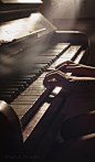 L'apprenti pianiste by Marylin Givry
