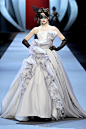 #经典回顾# Christian Dior 2011 Spring Couture   
（新浪为什么删微博，重新发一次） ​​​​