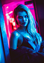 Beauty Photography by James Zwadlo : London-based art director and photographer James Zwadlo plays with light, shadow and vibrant colors to produce these powerful images.

More beauty photography via Behance