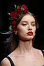 Dolce & Gabbana Spring 2018 Ready-to-Wear  Fashion Show Details : See detail photos for Dolce & Gabbana Spring 2018 Ready-to-Wear  collection.