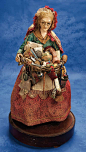 【古董娃娃】很多，不过我觉得没什么好看的，以下是17世纪到19世纪后期的，19世纪后期的喜欢流行揣一兜迷你杂货篮