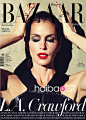 超模辛迪·克劳馥 (Cindy Crawford) 登上时尚杂志《Harper's Bazaar》西班牙版封面，演绎高级礼服大片！