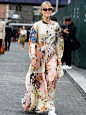 18 great street style looks we've spotted at Fashion Week : Noted.