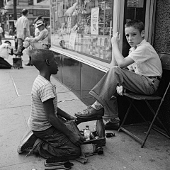 甄可采集到Vivian Maier