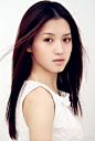 苏青，1989年7月5日出生于湖南衡阳，中国内地知名女演员，毕业于湖南传媒学院。2010年她在《美人心计》中饰演了在尔虞我诈的后宫争斗中单纯、善良、完全没有心计的张皇后张嫣而被众人熟知。