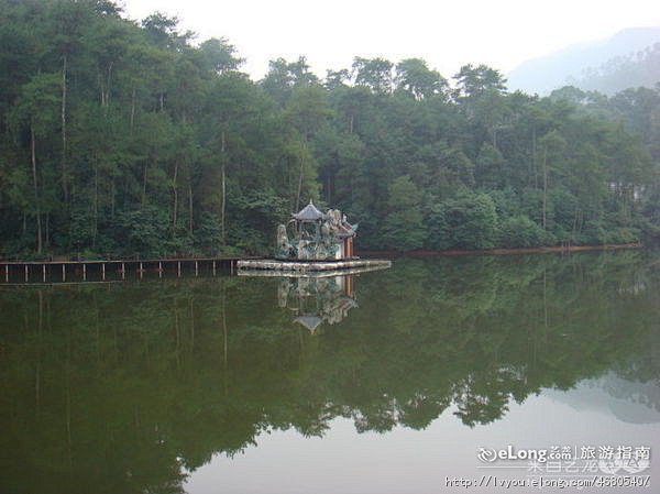 峨眉灵秀苑外景（组图）,峨眉山, 碧空若...