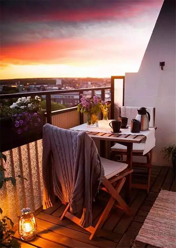 阳台是属于自己的私家小花园