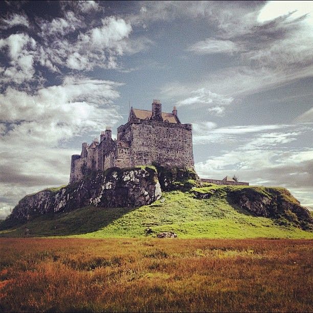 Duart Castle near Ob...