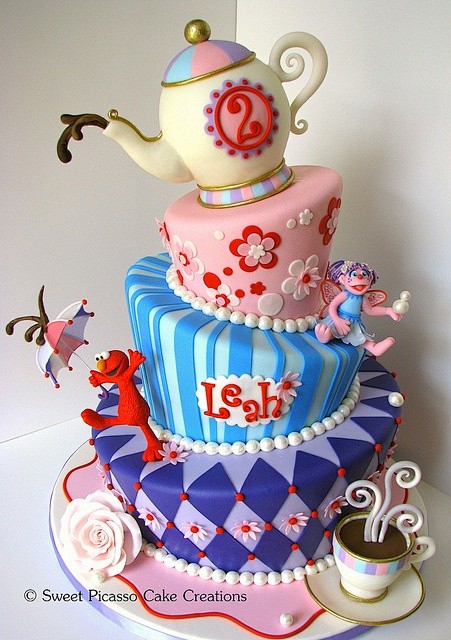 TONS of fabulous cak...