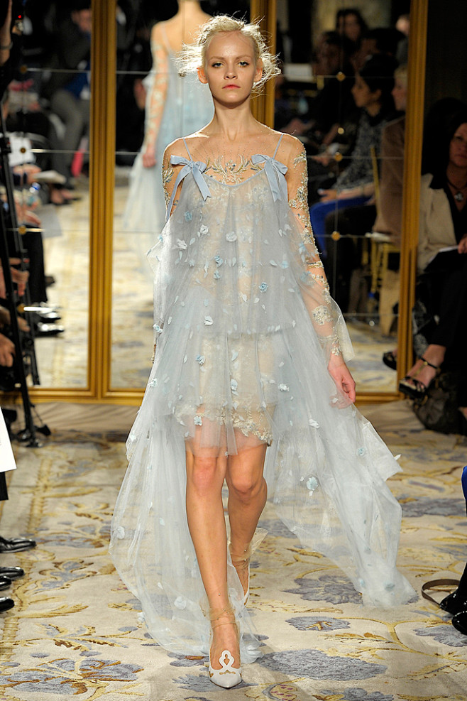 Marchesa Fall 2012 R...