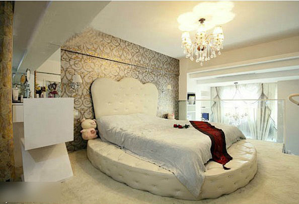 欧式风格圆床卧室
