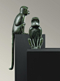 François-Xavier Lalanne (1927-2008) - Singes II, 1999 Paire de sculptures en bronze à patine verte. Clementi Fondeur (76 x 16 x 18 cm):