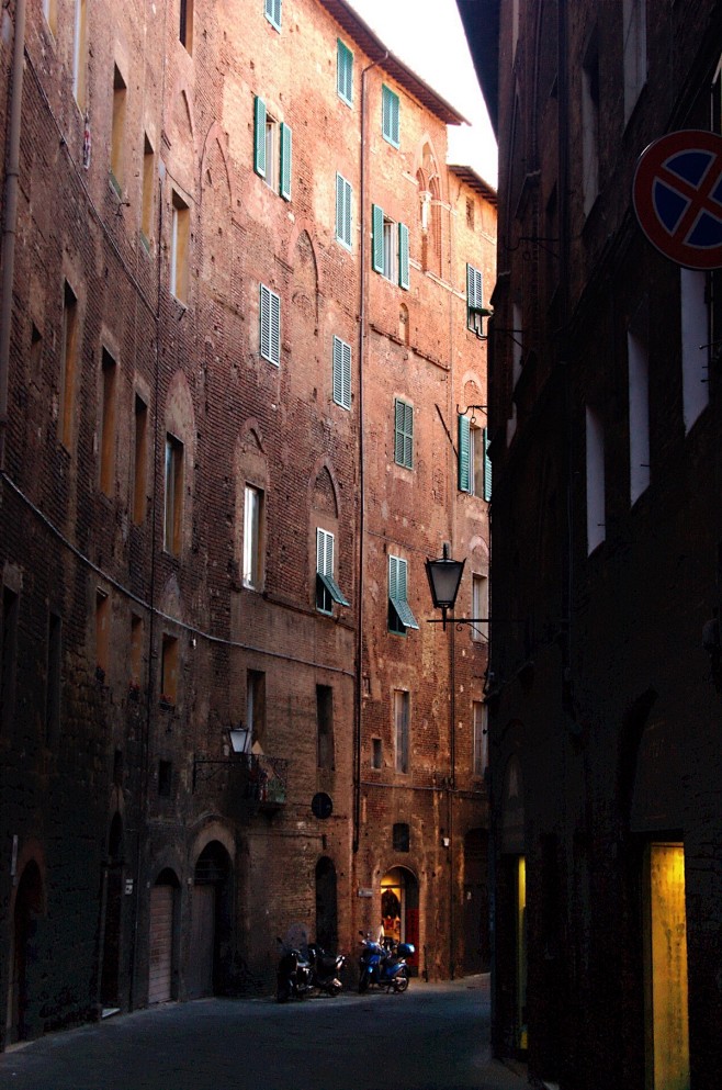 Siena - Italy (by mr...