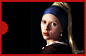 《戴珍珠耳环的少女》Griet

斯嘉丽·约翰逊的姿色被真正挖掘的年代却是2003年，她在皮特·韦伯执导的英国电影《戴珍珠耳环的少女》中扮演十七世纪荷兰黄金时代绘画大师杨·维梅尔名画中的少女葛丽叶，她细腻的肌肤与空灵的双眸为电影增色不少，在电影极其讲究的布光下完美呈现了画中美人的神髓。拍摄影片时，斯嘉丽便是导演与该片同名小说原作者崔西·雪佛兰的共同选择，韦伯认为：“我们选择她是因为她有一种独特的气质。她瘦削的脸庞和忧郁的眼神，蕴涵着一种孤独和反叛的魅力，这和影片女主角葛丽叶的性格特征很相符。”斯嘉丽在片中