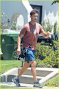 《黑袍糾察隊》演員安東尼·斯塔爾於2020 年6月26日星期五在洛杉磯進行戶外鍛煉。