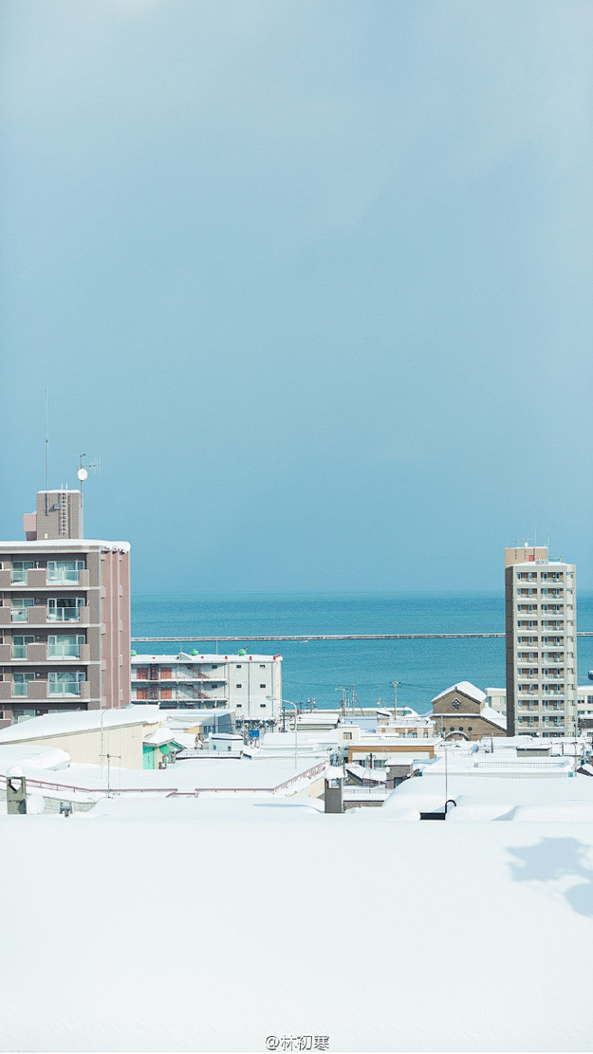 向上走 感受不一样的风景 环山靠海的城市...