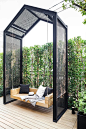 สวนน้อยแต่สุขมาก -The Charcoal pattern | Ginggaanbai | Modern Minimalist Garden : “พื้นที่รอบบ้านเหลือน้อยจัง แต่ก็อยากมีพื้นที่สำหรับกิจกรรมในสวนด้วย จะเป็นไปได้มั้ยนะ” โจทย์และคำถามที่เข้ามาท้าทาย กิ่งก้านใบ อีกเคสกับพื้นที่หน้าบ้านกว้าง 3