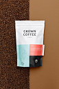 Crown Coffee 简约国外咖啡豆清新配色包装形象设计案例参考分享欣赏