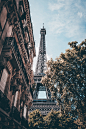 Day in Paris photo by Alwin Kroon (@alwinkroon) on Unsplash : Download this photo in Paris, France by Alwin Kroon (@alwinkroon)