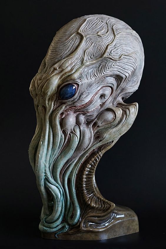 Cthulhu bust sculpte...