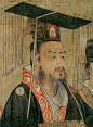 刘备（公元161－223年），即蜀汉昭烈帝，字玄德，汉中山靖王刘胜的后代，三国时期蜀汉开国皇帝，三国时期著名的政治家。刘备虽然是汉中山靖王刘胜的后代，但是他父亲早死，家境贫寒，与母亲赖贩草鞋、织草席度日。但他志存高远、以卓越的品质、谦逊的作风招揽了一大批至死不渝的忠志之士（如关羽、张飞、糜竺、简雍、孙乾等），虽然他一生遭遇多次挫折，最后却靠坚韧不拔的毅力，终成大事，建立蜀汉，从一个卖草鞋的变成昭烈皇帝，其一生是充满传奇色彩的。