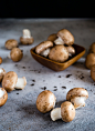 Unwashed Mushrooms photo by Christine Siracusa (@christine_siracusa) on Unsplash : Download this photo in United States by Christine Siracusa (@christine_siracusa)