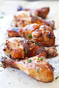 SUPER YUMMY ginger garlic baked chicken marinated with ginger, garlic, soy sauce and honey. EASY and delicious recipe that anyone can make at home | rasamalaysia.com