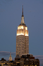 城市,都市风景,建筑,旅游目的地,户外_87747287_The Empire State Building in Midtown Manhattan with Chrysler Building in background_创意图片_Getty Images China