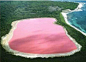西澳大利亚州，赫特泻湖。湖水常年呈现粉色甚至是红色。