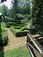 Beautiful, traditional gardens at the Connecticut home of Bunny Williams | Quintessenceblog.com...