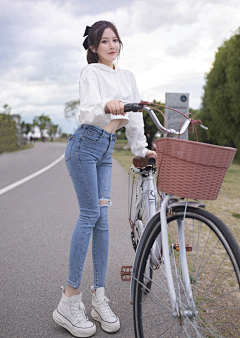 喜欢她采集到如此清新~