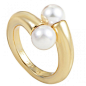 媲美闪耀的大钻戒 指环上的珍珠也优雅