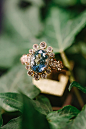 古典美学Claire Pettibone系列珠宝

著名珠宝品牌Claire Pettibone发布了2016珠宝首饰新品，这一季珠宝首饰极富古典女性气质，经典优雅！
无论是闪闪发光的钻石,贵气的猫眼石,蓝宝石,都美极了！它们巧妙地坠在白色,黄色和玫瑰金的戒托上，完美的展现出钻石的闪亮光泽，美到不可方物。
这一季的珠宝价格均在900-20000美元之间。价格 ￥5830-129564
