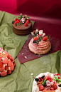 其中包括图片：卷心卷意甜品圣诞海报美食摄影