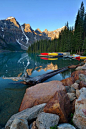 冰碛湖，阿尔伯塔，加拿大
 Moraine Lake, Alberta, Canada