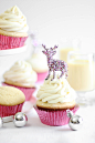 Sparkling Spiked Eggnog Ganache Cupcakes | Sprinkle Bakes