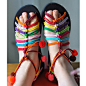 民族风泰国手工苗绣夏日版凉鞋。