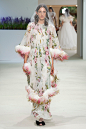 Giambattista Valli Fall 2018 Couture Fashion Show : The complete Giambattista Valli Fall 2018 Couture fashion show now on Vogue Runway.