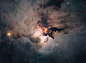礁湖星云的中心，由哈勃太空望远镜拍摄。礁湖星云又名为M8，位在黄道上的人马座，离我们约有5000光年远。