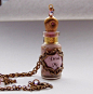 爱丽丝梦游仙境 'Drink Me' 瓶项链Alice in Wonderland Pink 'Drink Me' Bottle Pendant by traceyanne