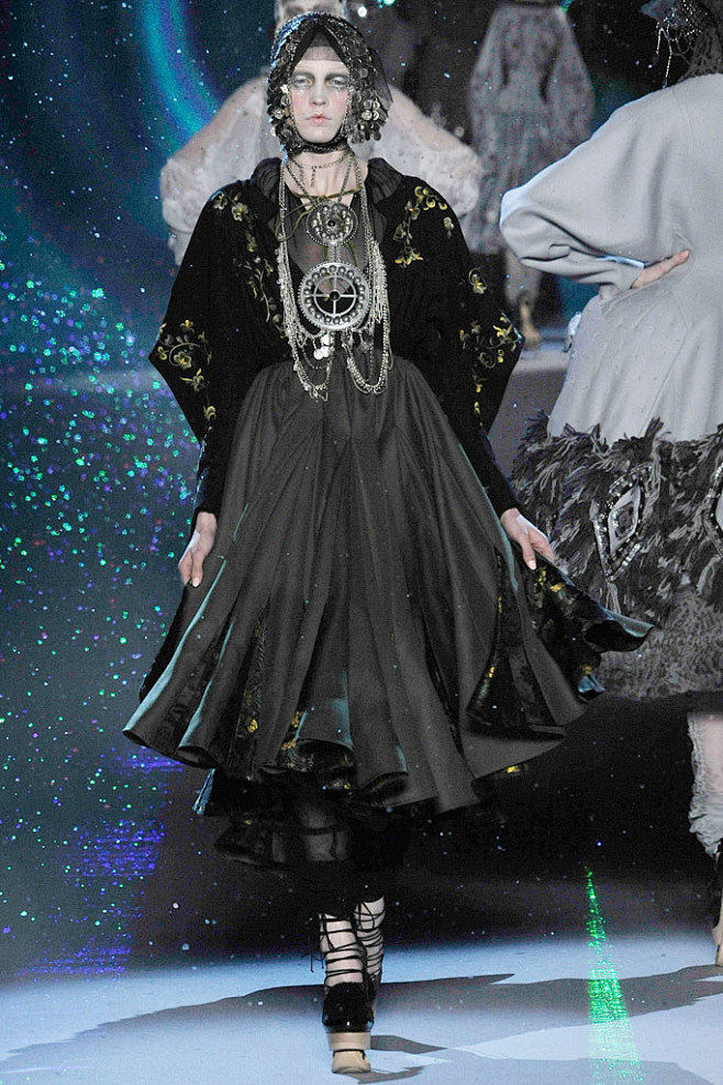 John Galliano Fall 2...