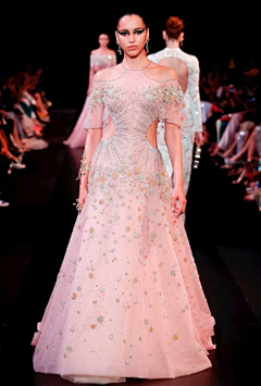 东篱下采集到Georges Hobeika