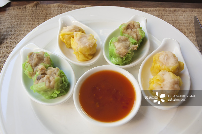 d2f1a26183933685db16f8adae2b34830bb7b2ae1a75b-gNQQON